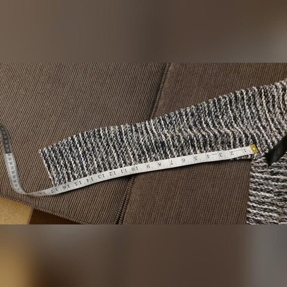 Minimalist Chic Joseph Ribkoff Striped Knit Sweater Warm Cowl Neck Size 4 - Picture 9 of 9